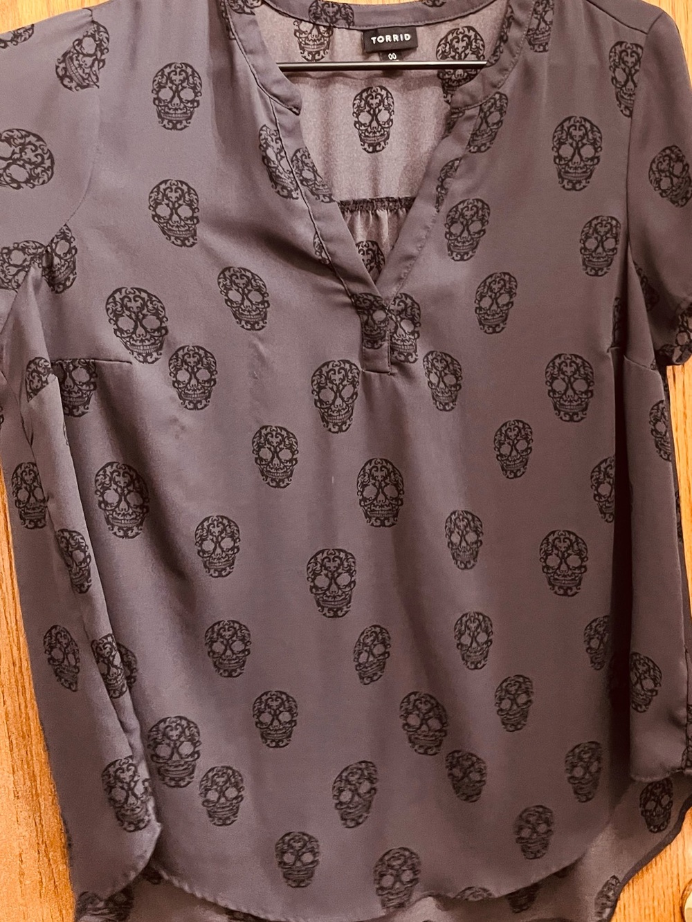 torrid Charcoal Gray Skull-Print V-Neck Blouse